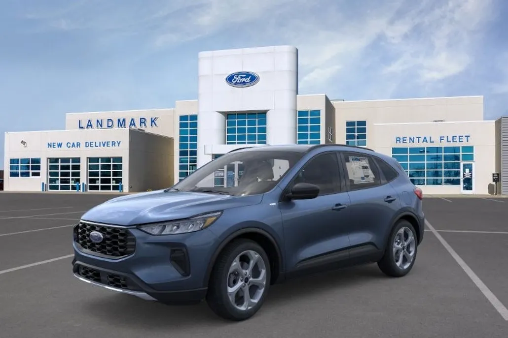 2026 Ford Escape ST-Line photo 1