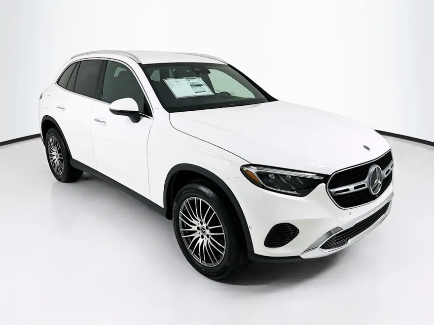 2025 Mercedes Benz GLC 300 4MATIC photo 1