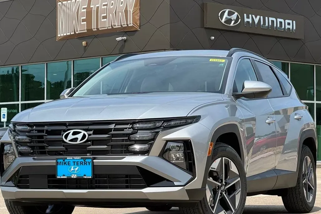 2025 Hyundai Tucson SEL photo 1
