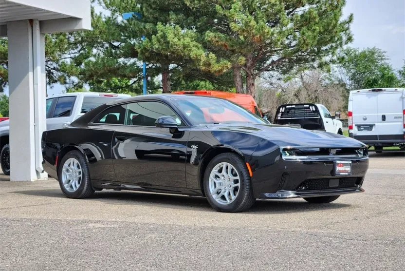 2025 Dodge Charger Daytona R/T AWD photo 1