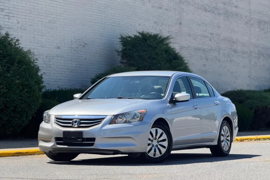 2012 Honda Accord LX photo 1