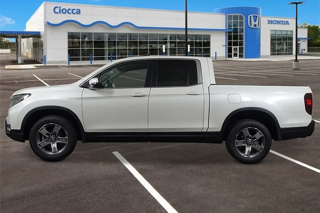 2025 Honda Ridgeline RTL photo 1