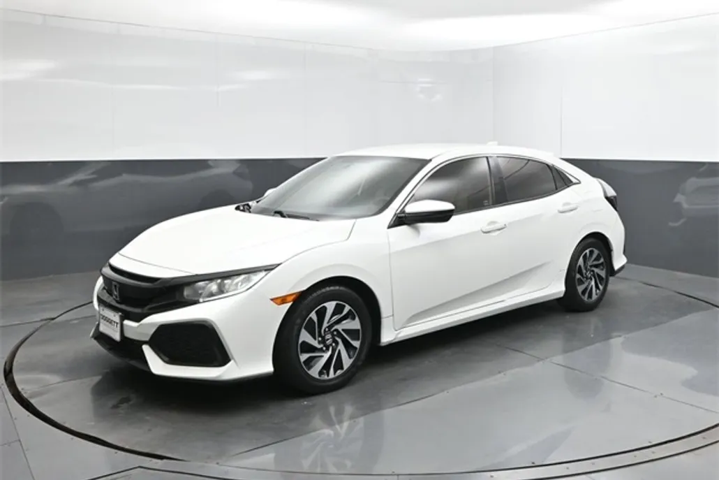 2017 Honda Civic LX photo 1