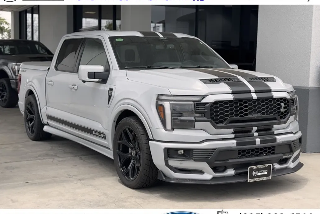 2025 Ford F-150 Lariat photo 1