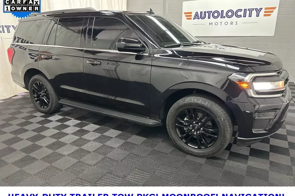 2024 Ford Expedition XLT photo 1