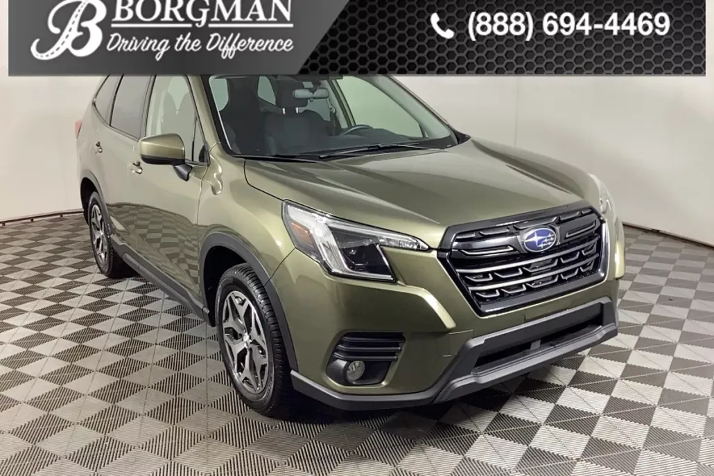 2022 Subaru Forester Premium photo 1