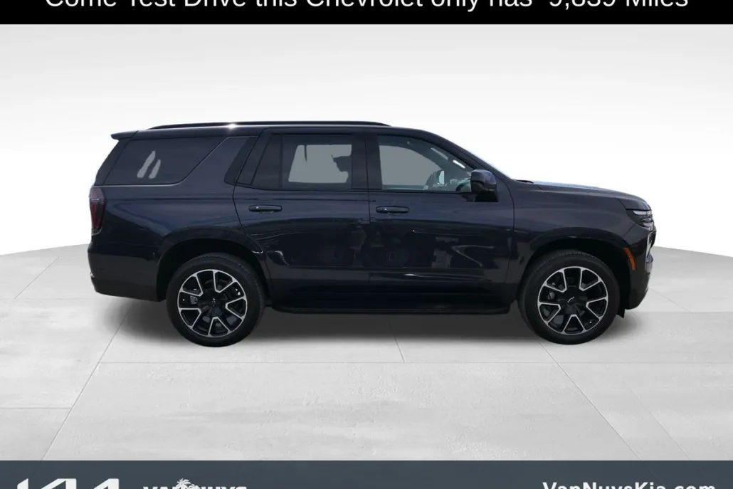 2025 Chevrolet Tahoe RST photo 1