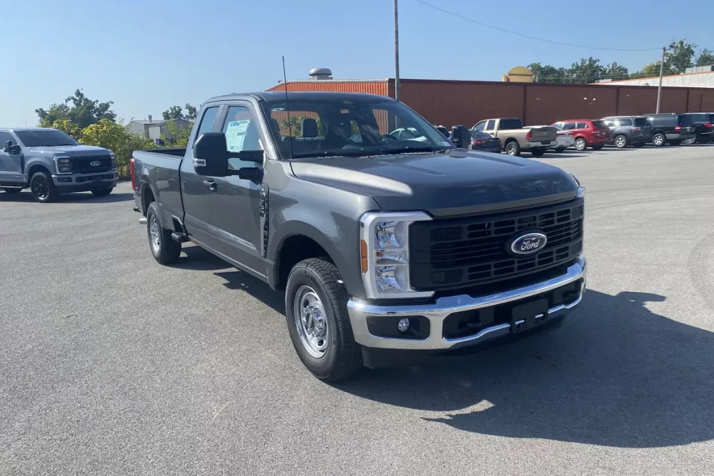 2026 Ford F-350 XL photo 1