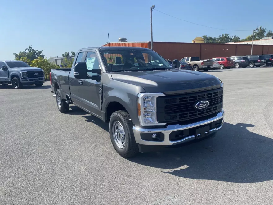 2026 Ford F-350 XL photo 1