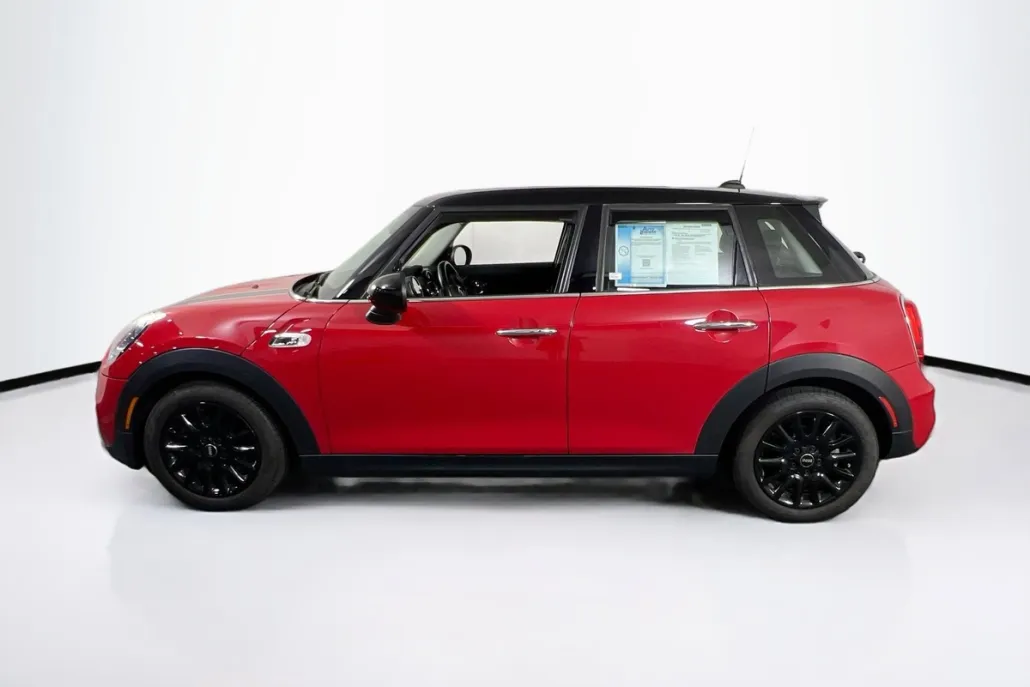 2019 Mini Cooper 4 Door Hardtop S photo 1
