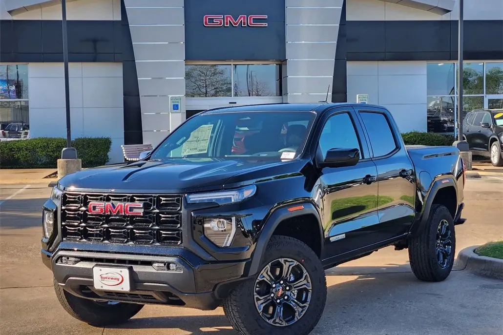 2025 Gmc Canyon Elevation photo 1