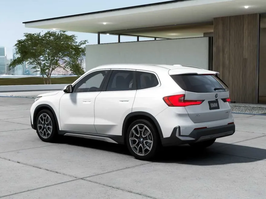 2025 Bmw X1 XDrive28i photo 1