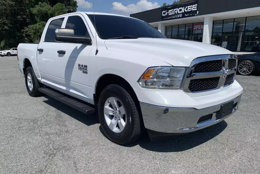 2023 Ram 1500 Classic SLT photo 1