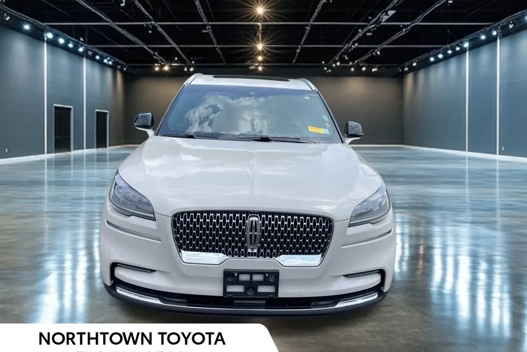 2022 Lincoln Aviator Reserve photo 1