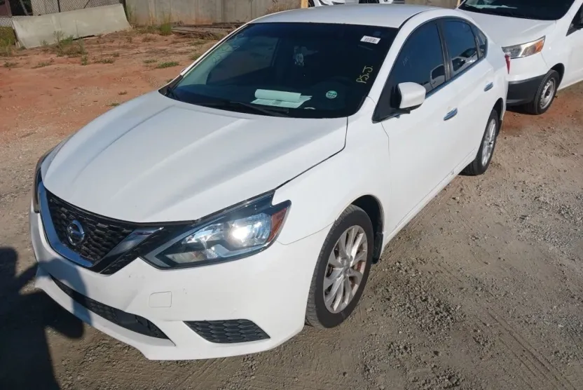 2018 Nissan Sentra SV photo 1
