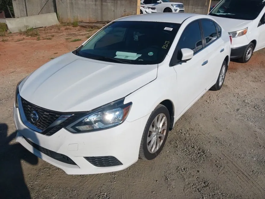 2018 Nissan Sentra SV photo 1