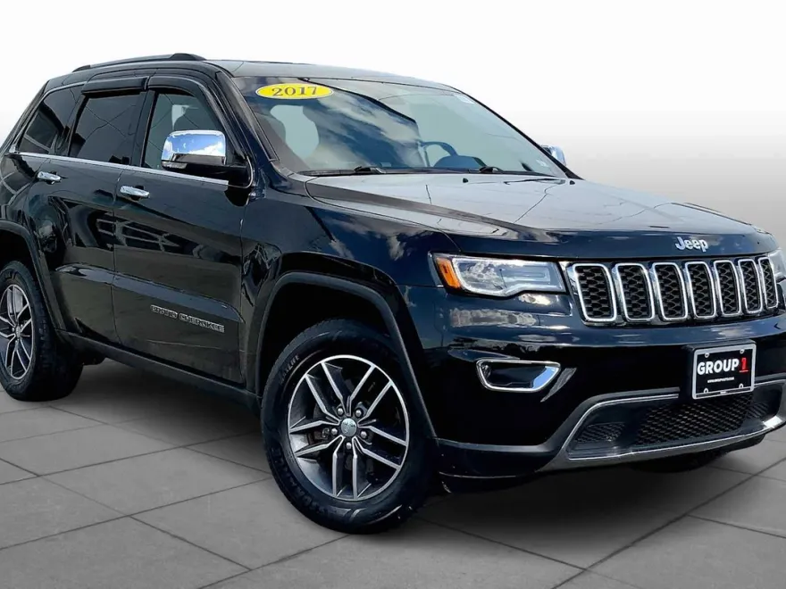 2017 Jeep Grand Cherokee Limited photo 1