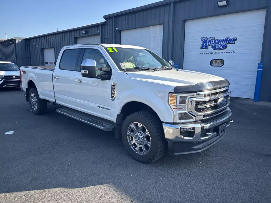 2021 Ford F-350 Lariat photo 1