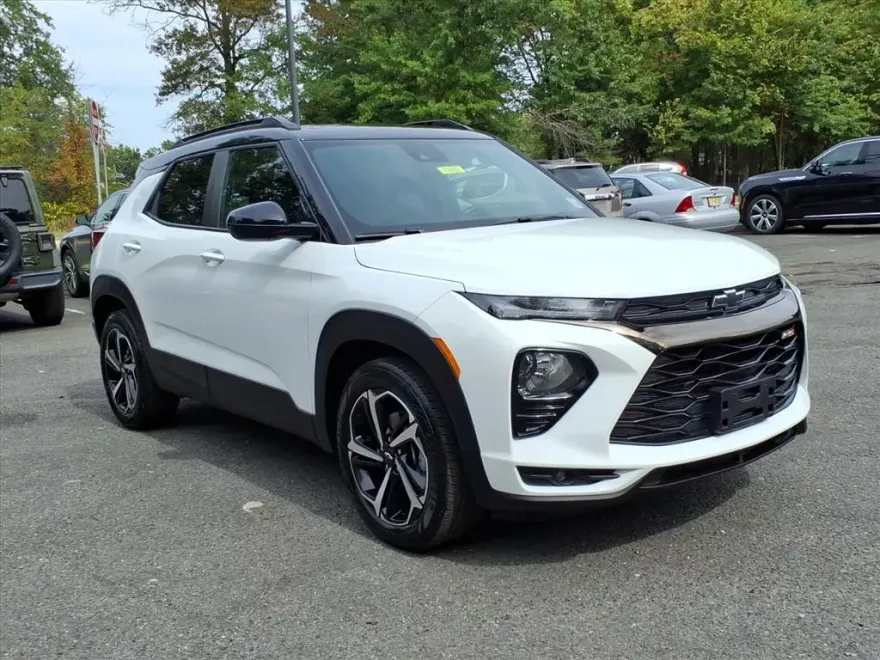 2023 Chevrolet Trailblazer RS photo 1