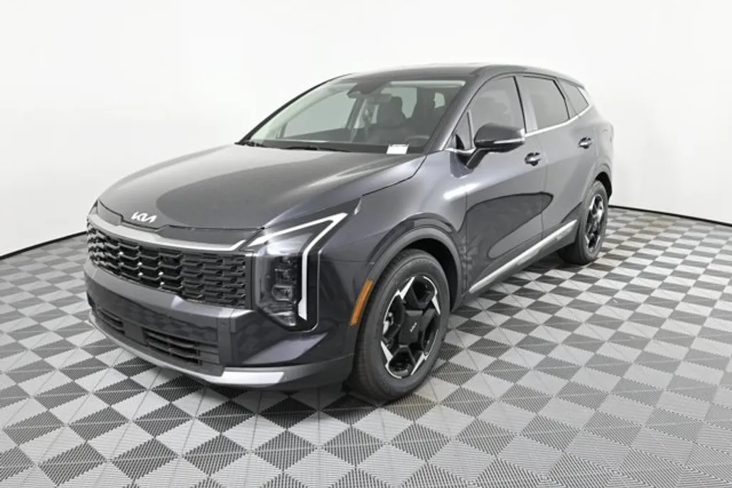 2026 Kia Sportage EX photo 1