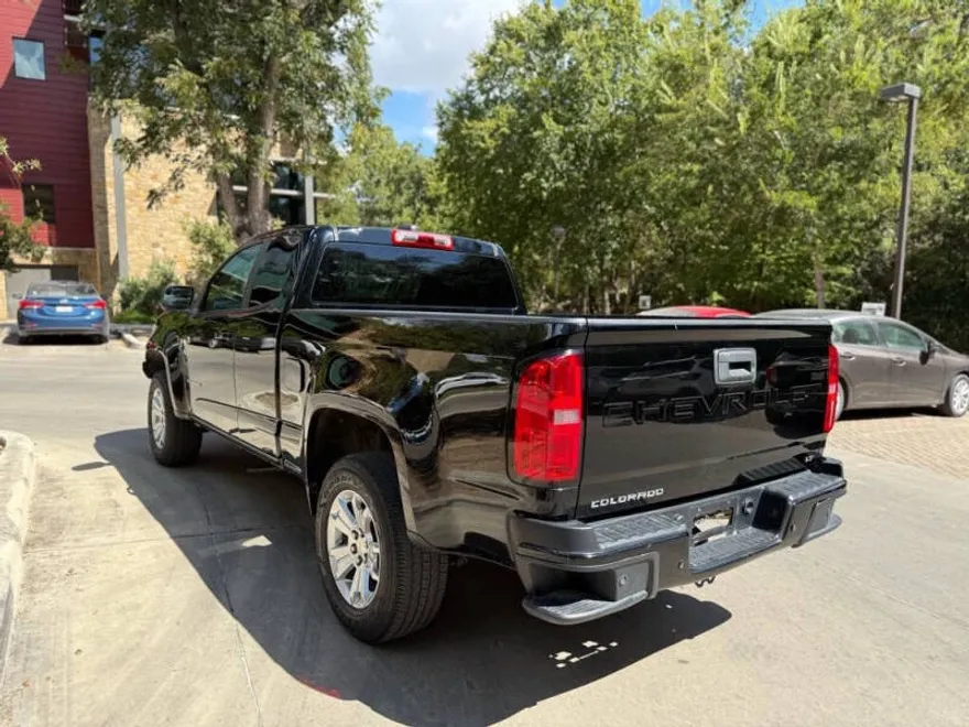 2021 Chevrolet Colorado LT photo 1
