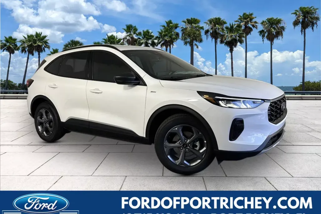 2025 Ford Escape ST-Line photo 1
