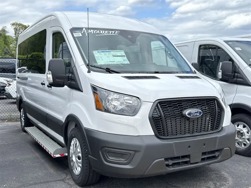 2024 Ford Transit Passenger Van XL photo 1