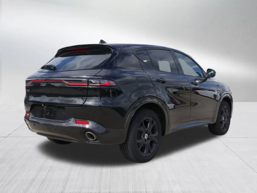 2024 Dodge Hornet R/T photo 1