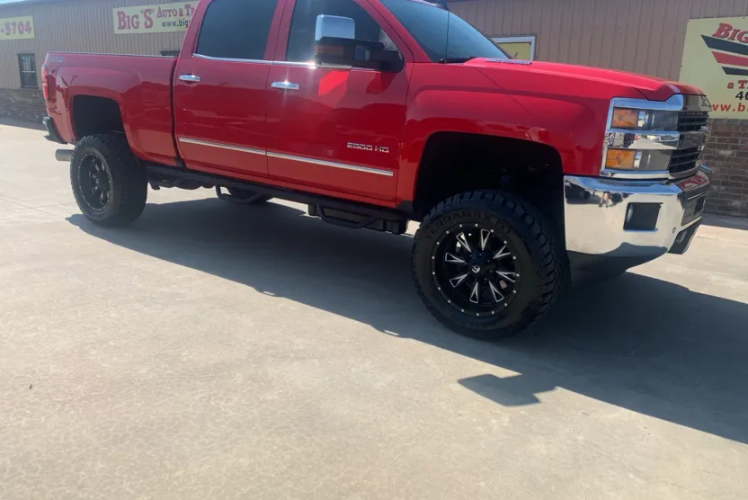 2016 Chevrolet Silverado 2500HD LTZ photo 1