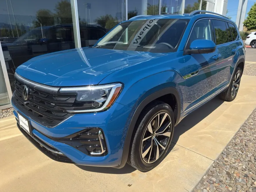 2025 Volkswagen Atlas SEL Premium R-Line photo 1