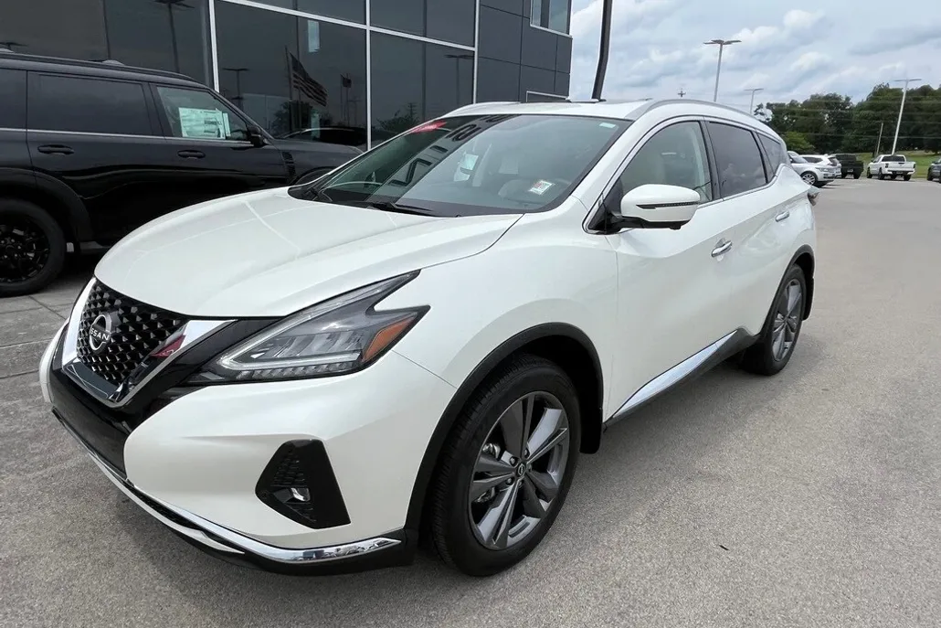 2024 Nissan Murano Platinum photo 1