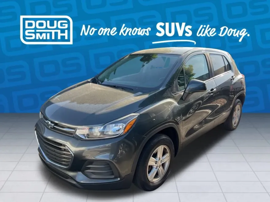 2020 Chevrolet Trax LS photo 1