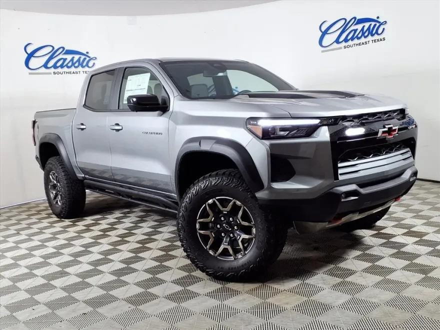 2026 Chevrolet Colorado ZR2 photo 1