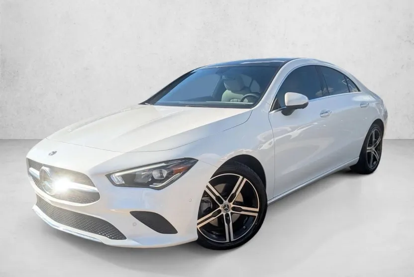 2023 Mercedes Benz CLA 250 photo 1