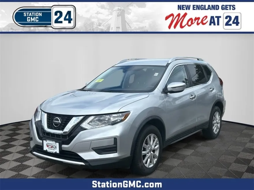 2019 Nissan Rogue SV photo 1