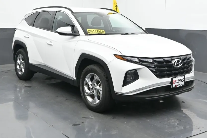 2024 Hyundai Tucson SEL photo 1