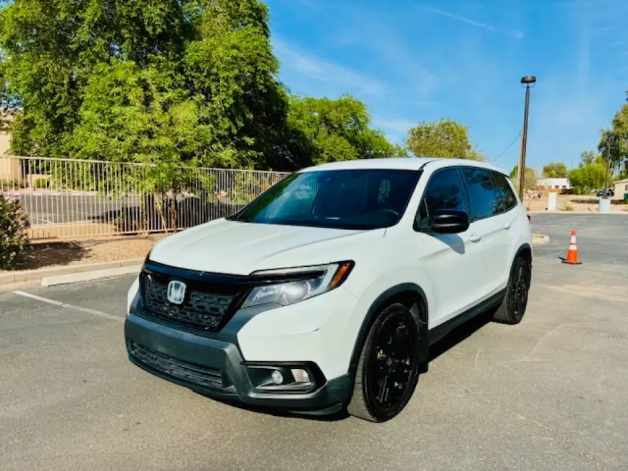 2021 Honda Passport Sport photo 1