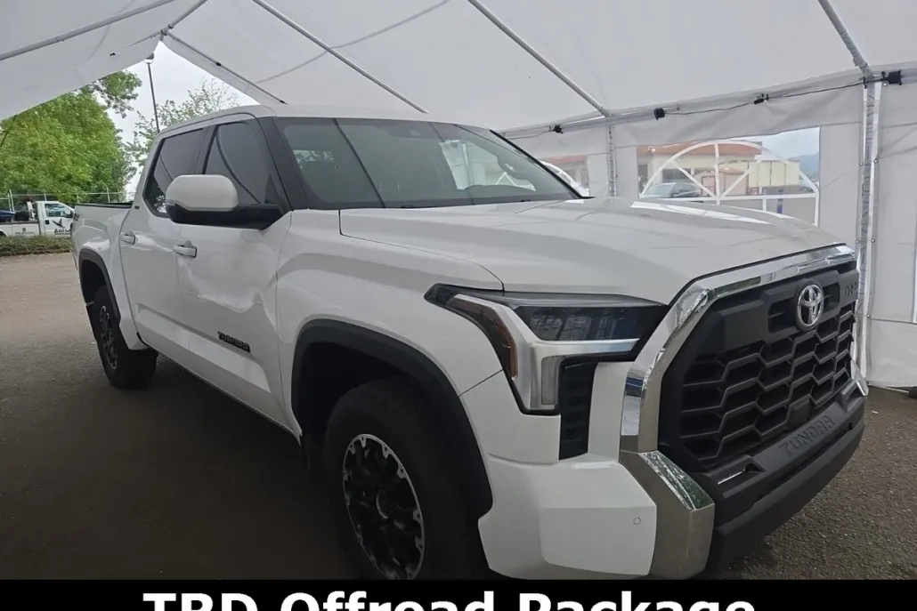2024 Toyota Tundra SR5 photo 1