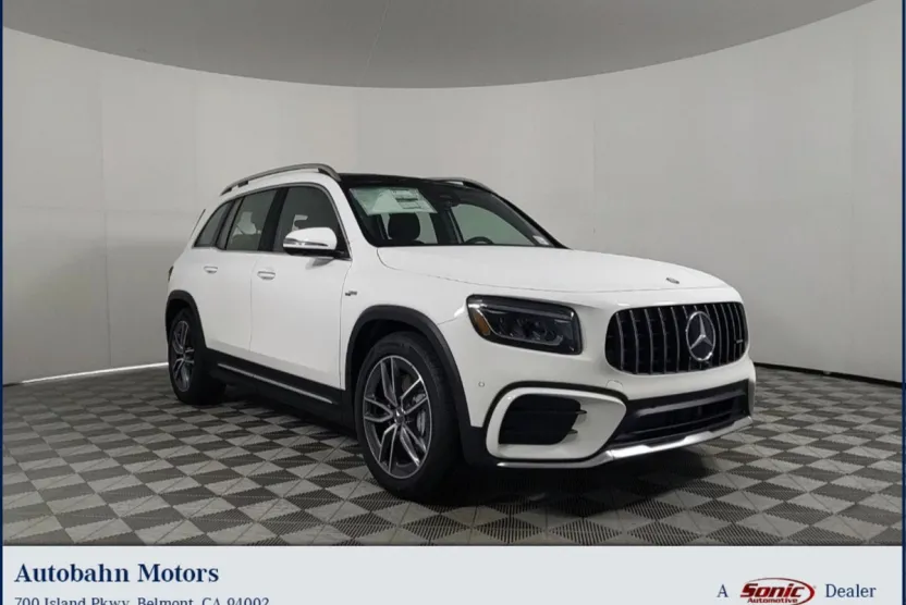 2025 Mercedes Benz GLB AMG 35 4MATIC photo 1