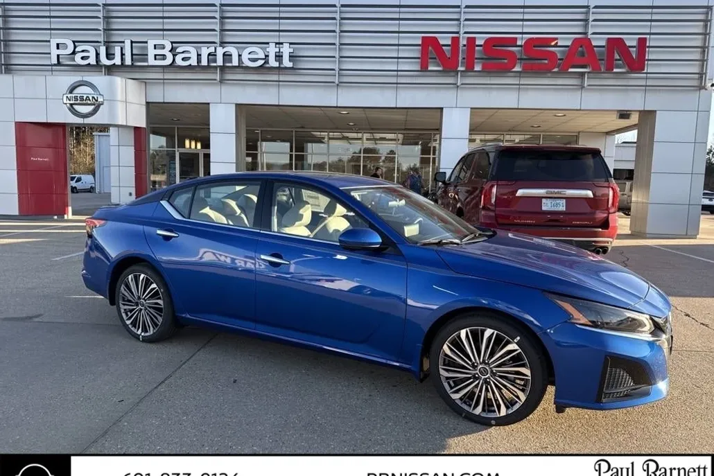 2025 Nissan Altima 2.5 SL photo 1