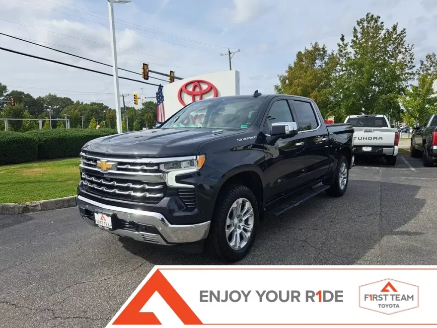 2022 Chevrolet Silverado 1500 LTZ photo 1