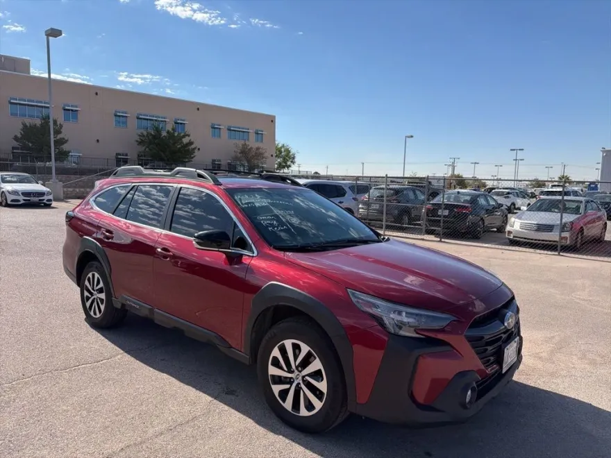 2024 Subaru Outback Premium photo 1