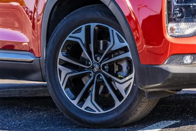 2020 Hyundai Santa Fe Limited photo 1