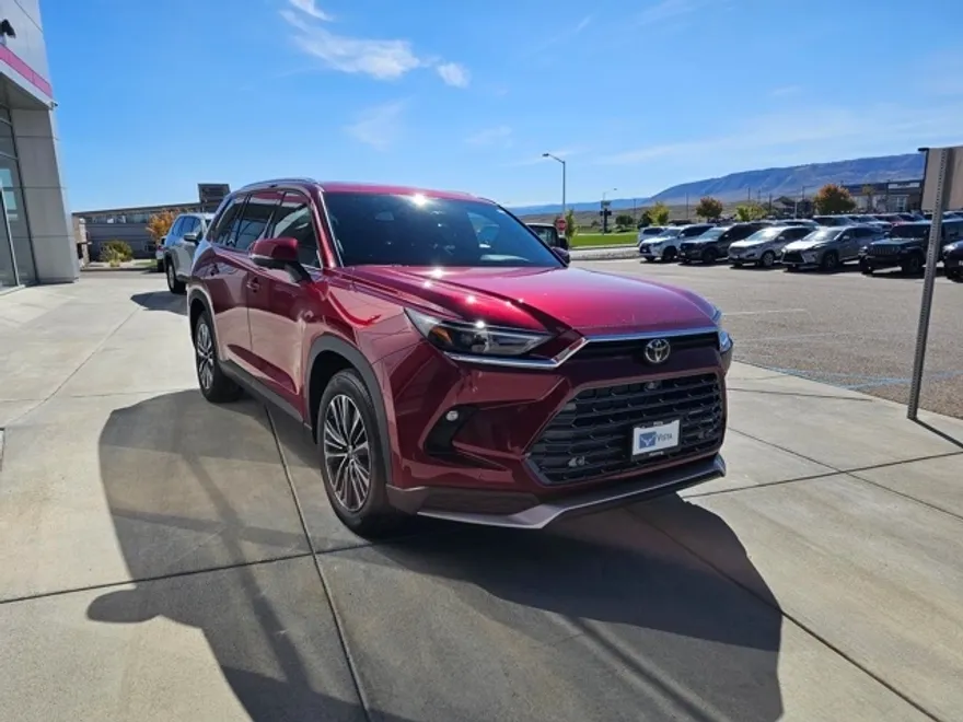 2025 Toyota Grand Highlander Hybrid MAX Platinum photo 1