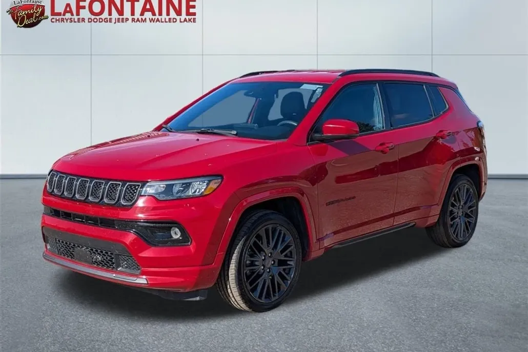 2023 Jeep Compass Red Edition photo 1
