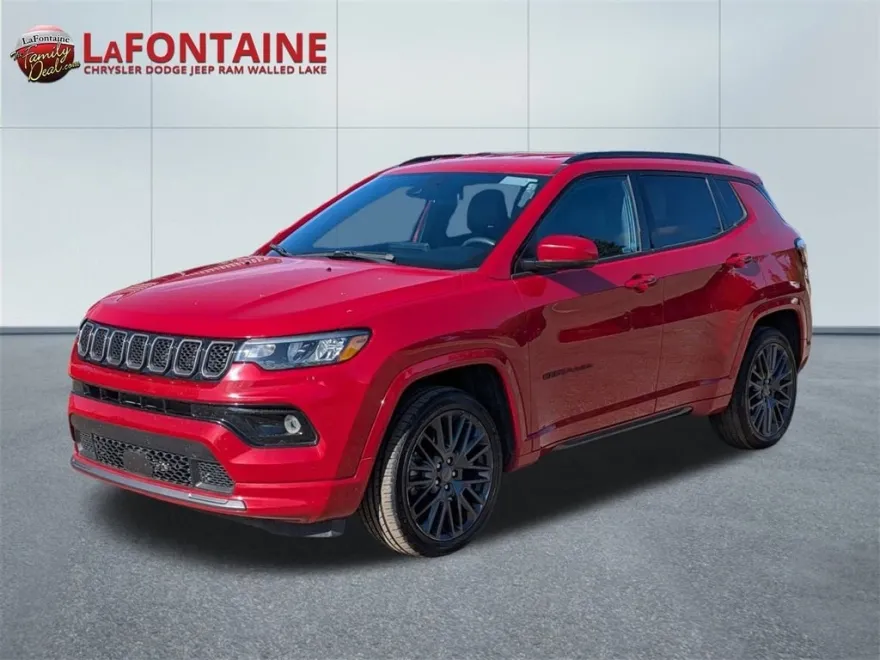 2023 Jeep Compass Red Edition photo 1