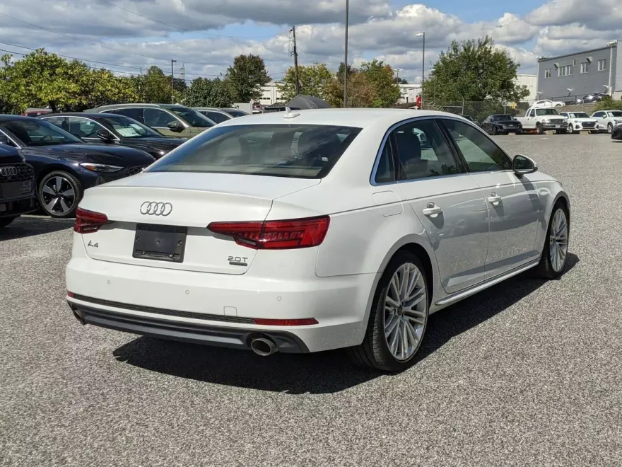 2017 Audi A4 TFSI Premium Plus Quattro photo 1