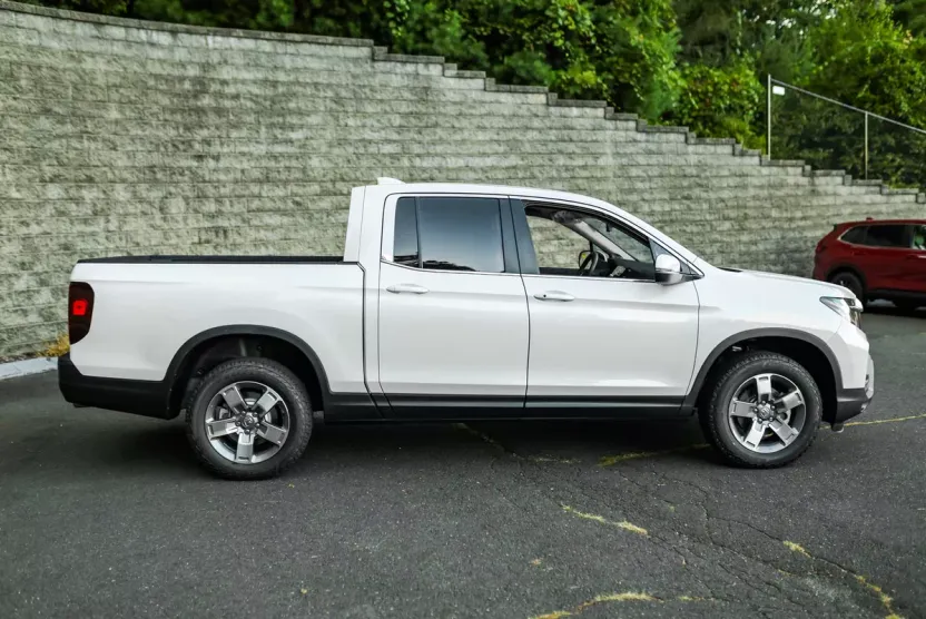 2025 Honda Ridgeline RTL photo 1