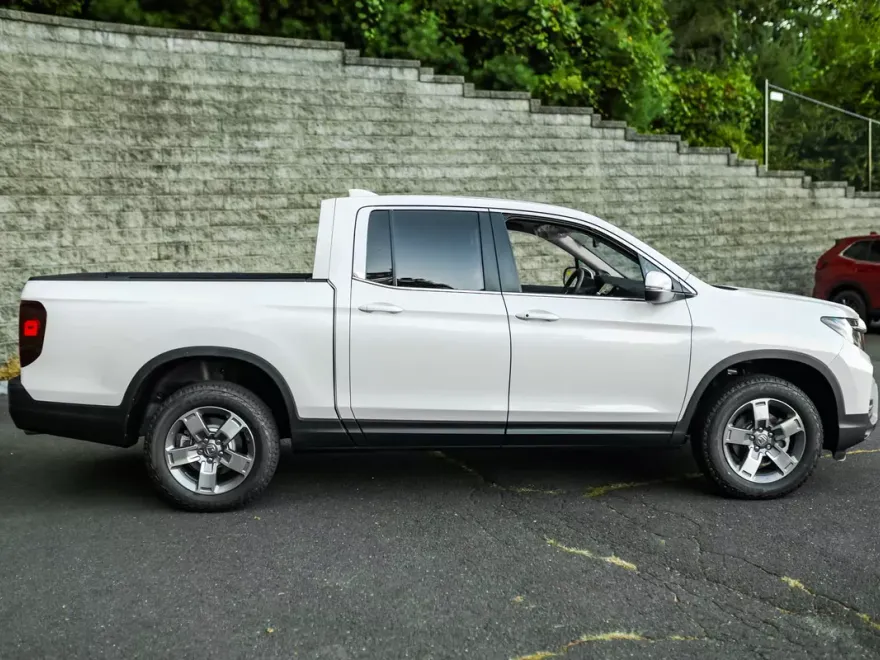 2025 Honda Ridgeline RTL photo 1