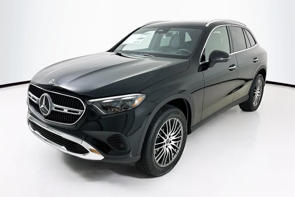 2026 Mercedes Benz GLC 300 4MATIC photo 1